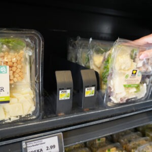 Sistemas de empuje de productos para ensaladas envasadas